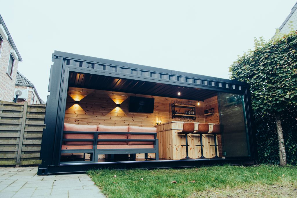 Liv-art - Lounge met bar