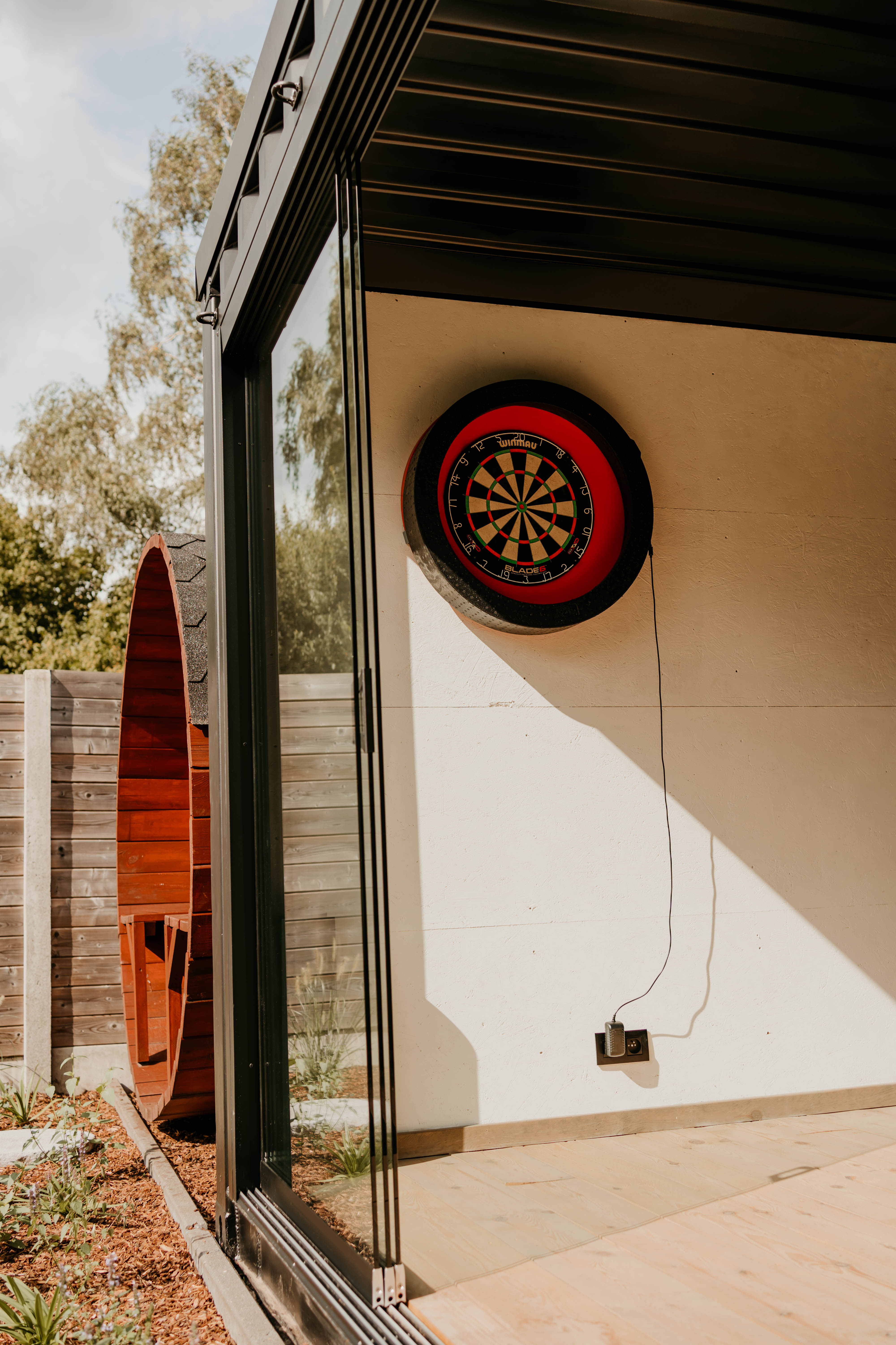 Bar- Liv-art zeecontainers