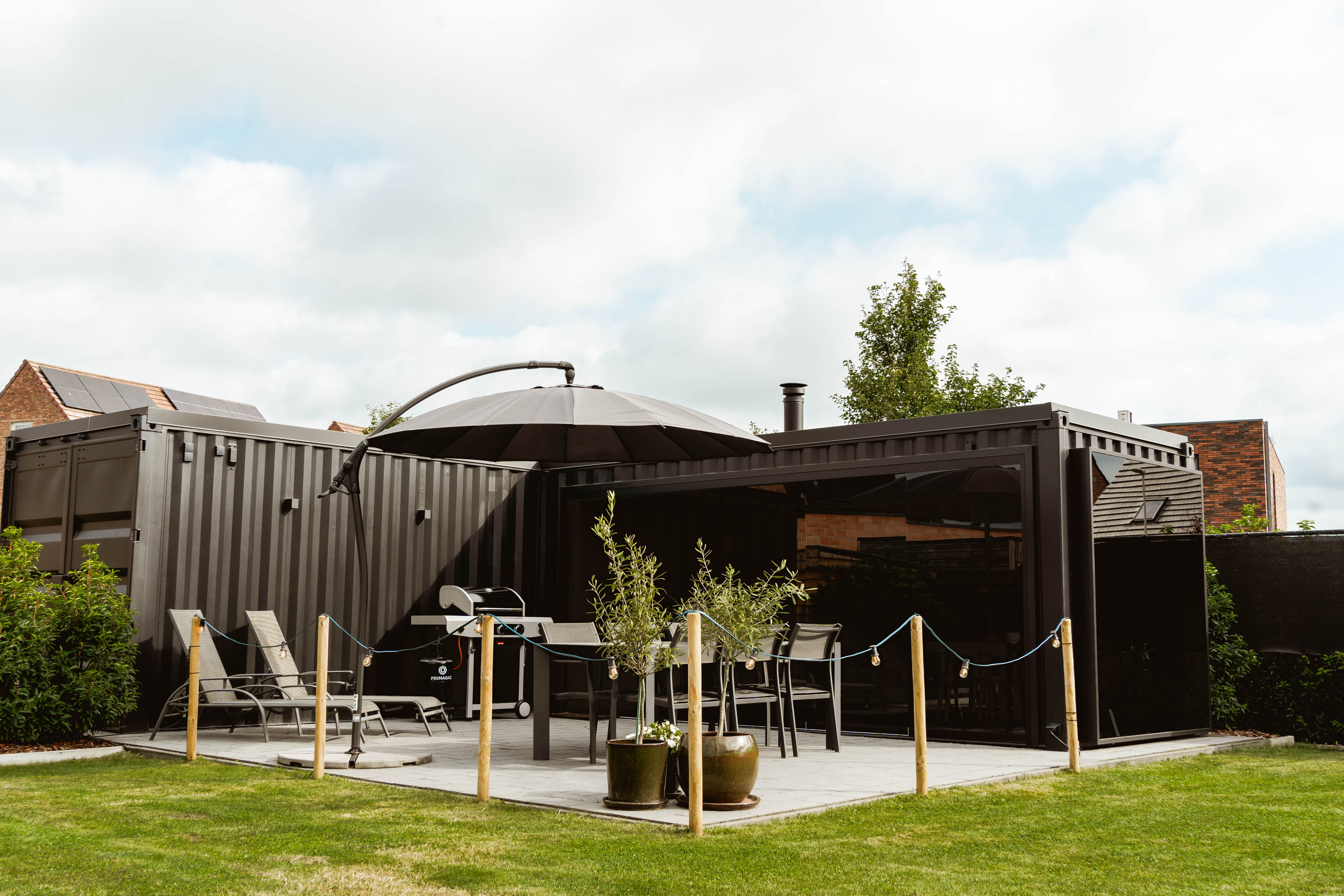 Liv-art zeecontainers lounge