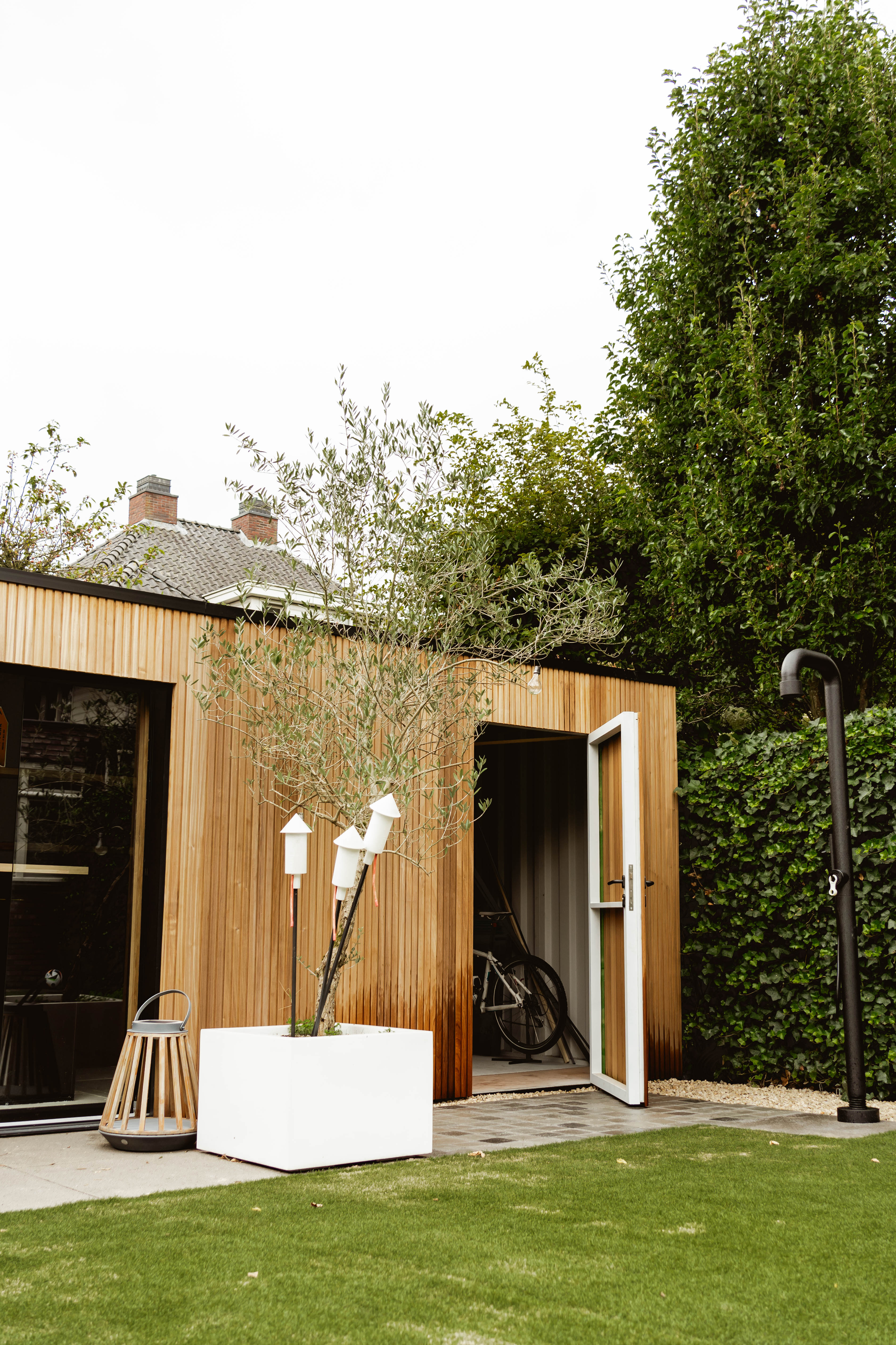 Liv-art zee container Lounge met bar